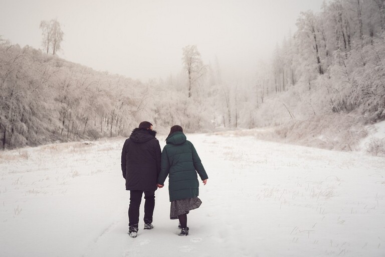 Zimowa sesja narzeczeńska – Karolina & Piotr | Góry Sowie